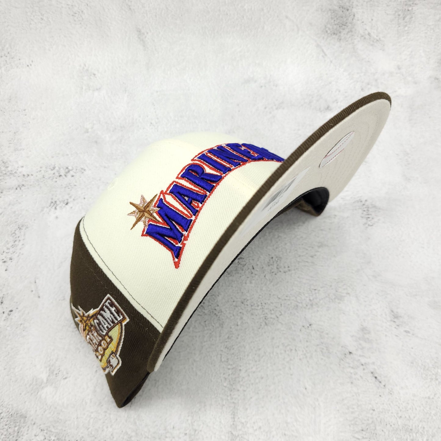 Hat Stop Seattle Mariners 'Snickers Script'